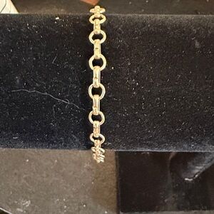 Sarah Coventry Gold Link Bracelet with Round Open Links